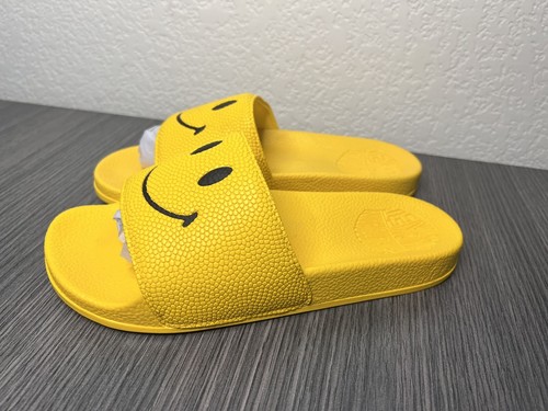 China Town Market Smiley Yellow BBall Slide CTMS-250032 Men's Size 6 - Picture 2 of 3