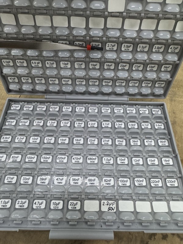 Aidetek 102 values 0805 size 50PC/Value 0805 Surface Mount Capacitor Super Kit