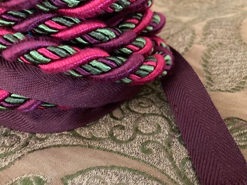 Cordón de tubería decorativo borgoña vintage sin usar - 108"" de largo - 1/2" cable Foto 3 de 4