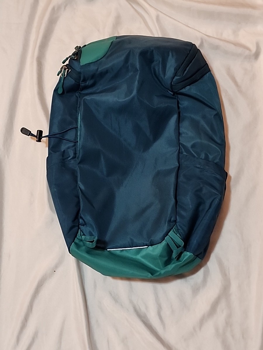 Embark Backpack Jartop Teal Blue/Green Hiking Travel Daypack Camping EMBARK ~ Teal/Green ~ Daypack ~ 20 x 12 x 7 ~ 6.6 Gallon  main image 3