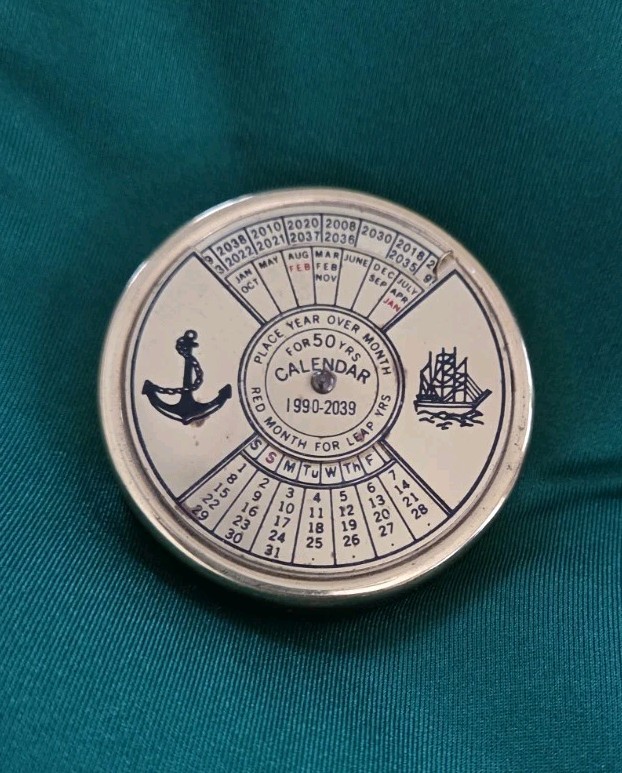 50 YEAR 1990-2039 DESK PERPETUAL CALENDAR BRASS NAUTICAL THEME SHIP & ANCHOR 