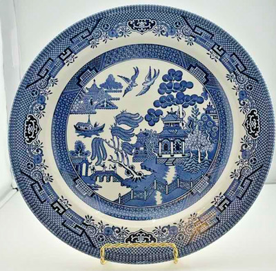 Churchill Blue Willow 10 1/4'' Dinner Plate England Staffordshire