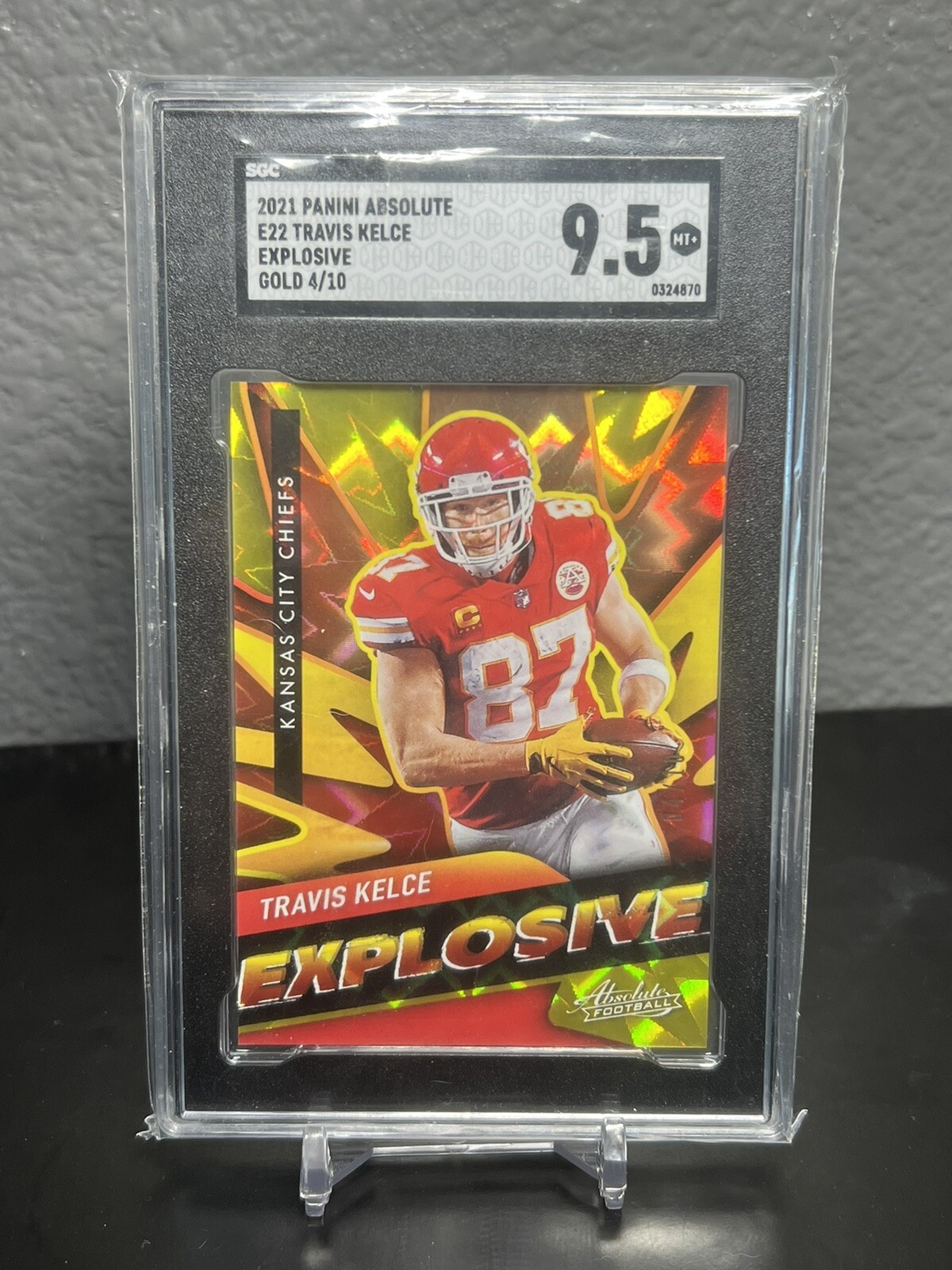 2021 Absolute Travis Kelce Explosive gold 04/10