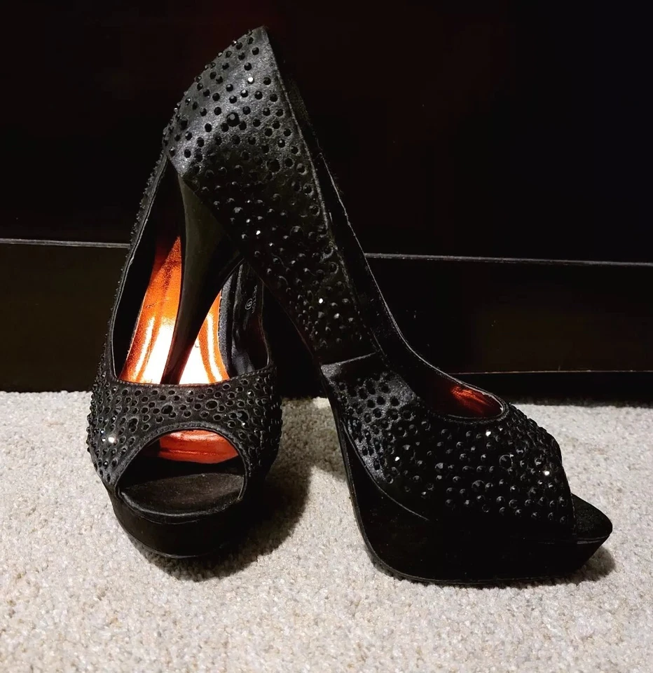 Sexy Negro MichaelAngelo Stilettos Peyton Tachonado Peep-Toe Plataforma Talla 9 Foto 4 de 4