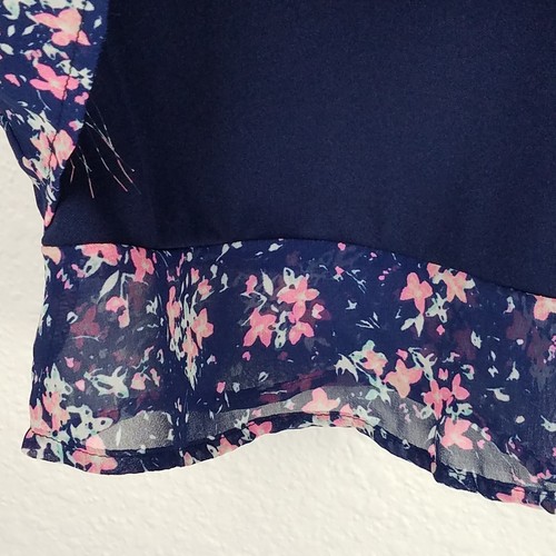 Candie's ärmellose Bluse XL blau Blumen gekreuzter Rücken transparent Chiffon Büro - Bild 6 von 9
