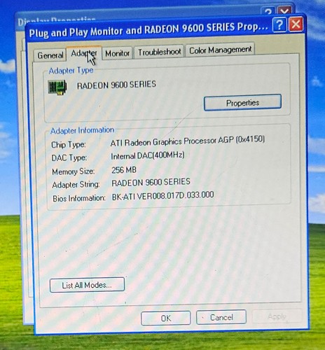 Club3D ATI RADEON 9600 256 MB VGA Card - AGP Slot - Picture 4 of 5