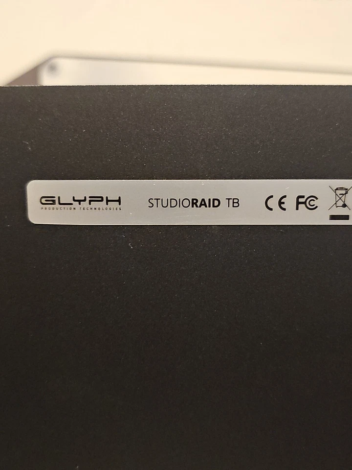 Glyph STUDIORAID 4 TB w/ Thunderbolt 2 & USB 3.0 - Image 3 of 3