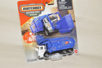 #ad 1:87 diecast Matchbox Working Rigs 09 16 Garbage King truck trash w dumpster $12.00