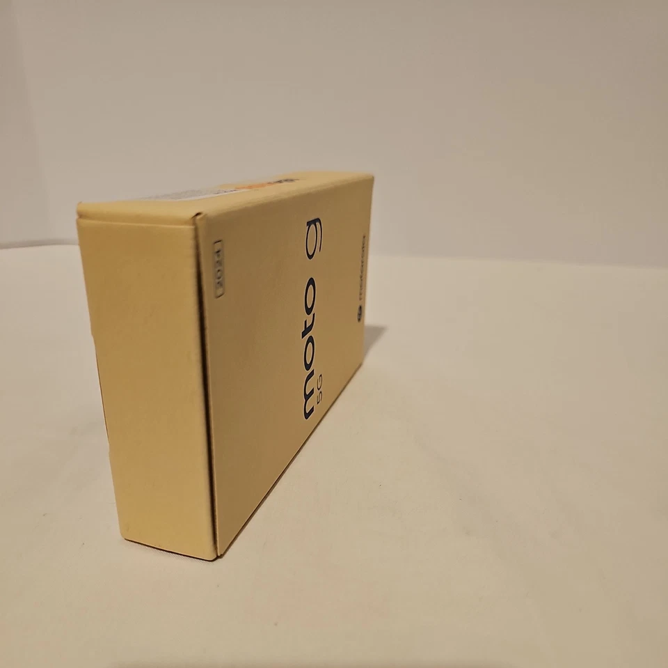 New/Sealed - Metro by T-Mobile Motorola G 5G 128GB - 4GB - Prepaid - Image 4 of 4