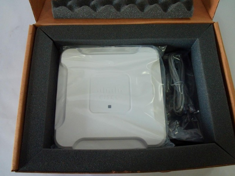 NEW Cisco WAP581-B-K9 Premium Dual Radio Wireless Access Point