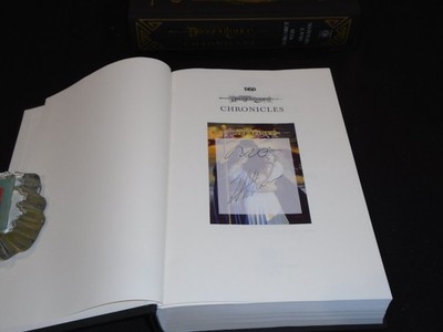 Signed M Weis & T Hickman DragonLance Chronicles US Ed Before GameOfThrones