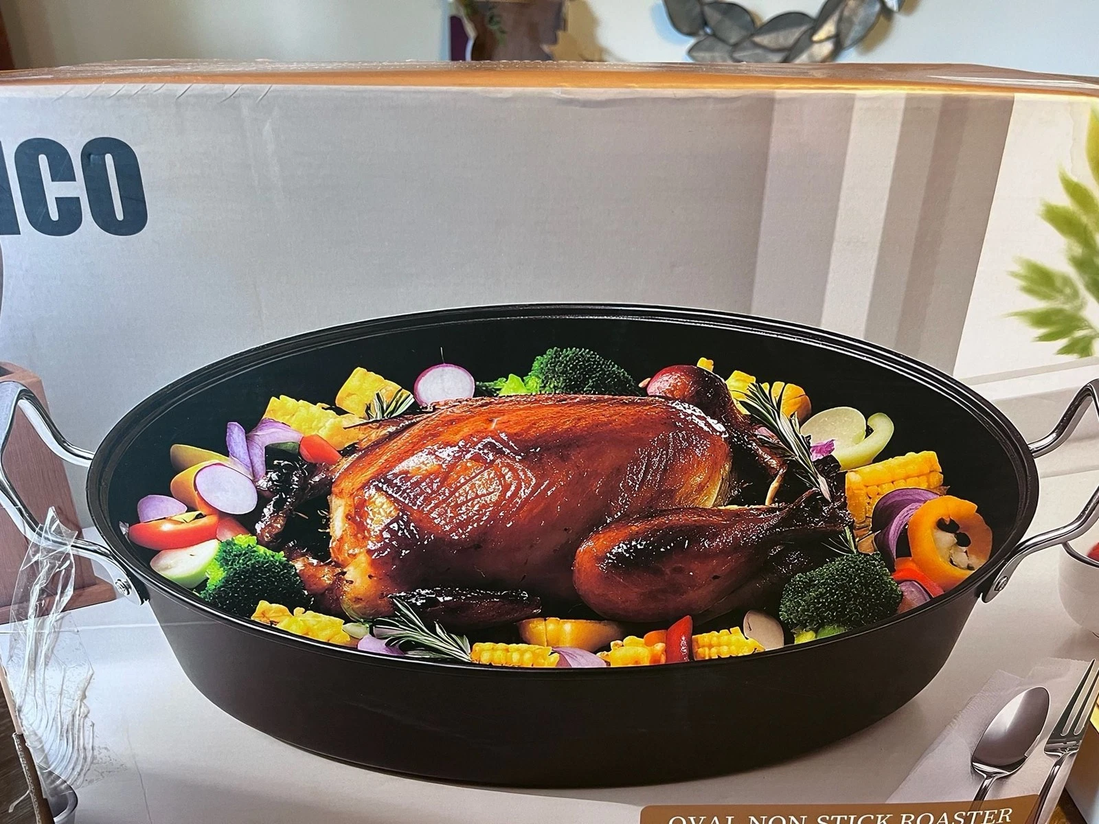 TNCO Large Oval Non-Stick Roasting Pan with Self-Basting Lid and Rack
Opens in a new window or tab