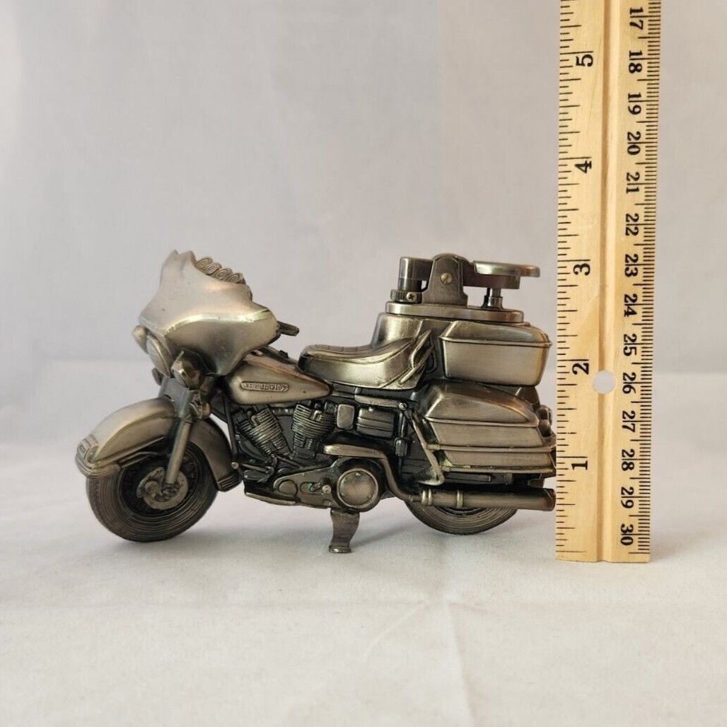 Vintage Harley Davidson Motorcycle Figural Metal Table Lighter Pewter Finish