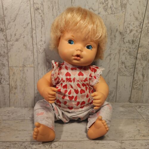 Poupée bébé 1975 vintage silence petit bébé tête de poupée bouge fait du bruit Mattel fonctionne - Photo 1 sur 9