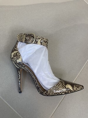 Jessica Simpson Waldin Neutral Glossy 