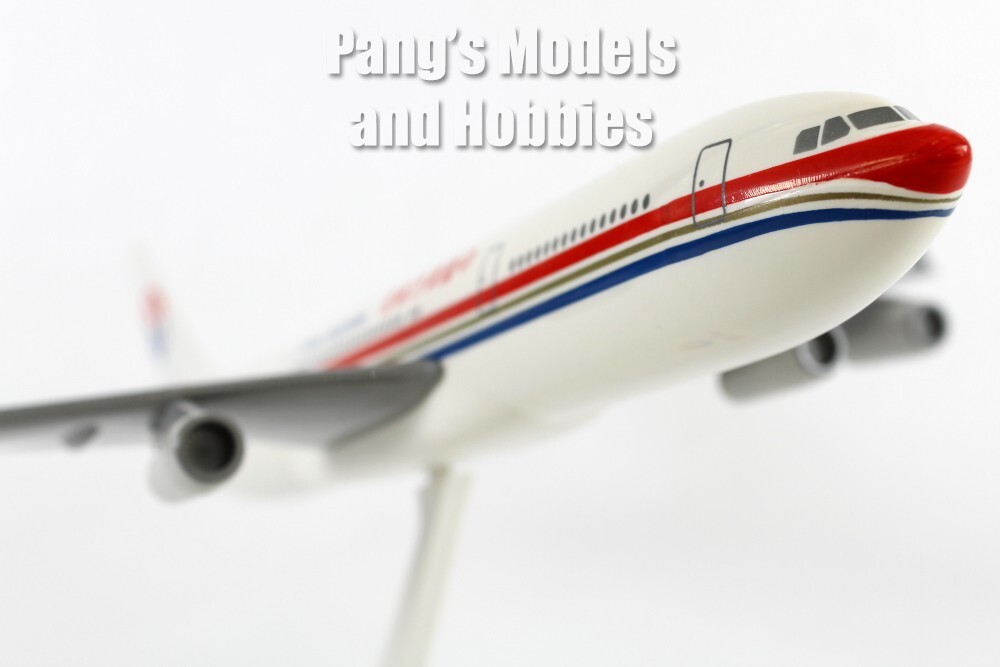 Airbus A340-300 (A340) China Eastern Airlines - 1/200 Scale Model