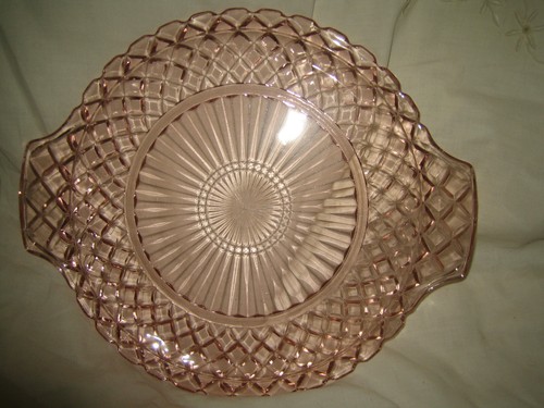 Depression Glass - Pink Cake Plate / Serving Tray - 10" with Handles - Picture 4 of 4
