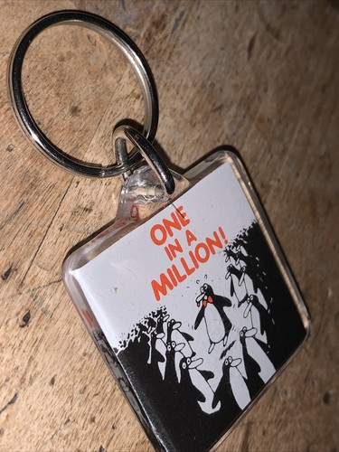 RARE HTF One in a million penguins vinatge key fob carlton cards bow tie - Picture 6 of 6