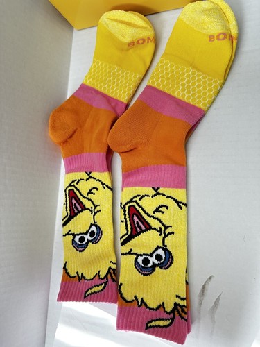 NEW Open Box Bombas Rare Sesame Street Big Bird Adult Size Large 7 Pairs READ - Picture 7 of 9