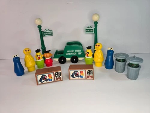 VINTAGE Fisher Price Little People SESAME STREET Figures & Accessories Lot of 14