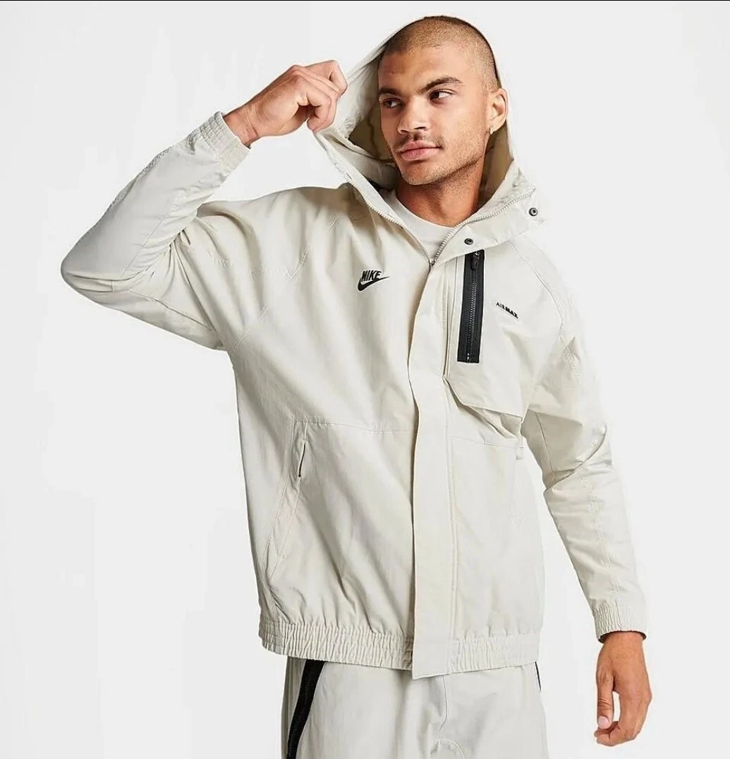 Nike sportswear sales graphic windbreaker