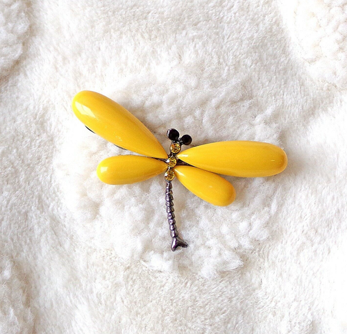 Yellow dragonfly pin brooch with yellow crystals and black crystal eyes - NEW - Picture 4 of 5