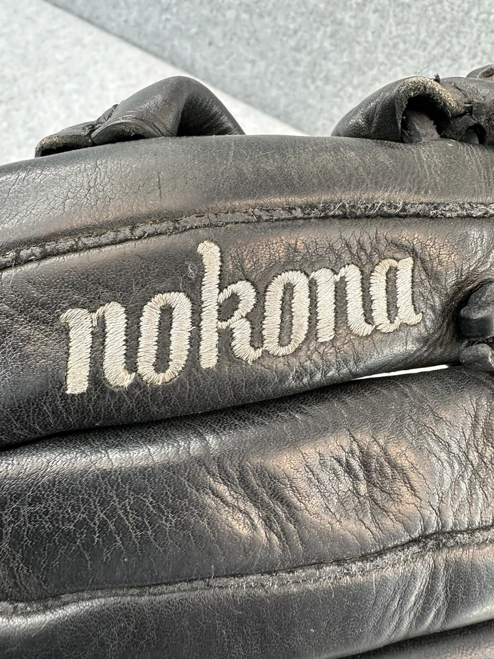 "Guante de béisbol de cuero negro Nokona American Defender AMG-1250 12"" LHT de colección" Foto 4 de 4