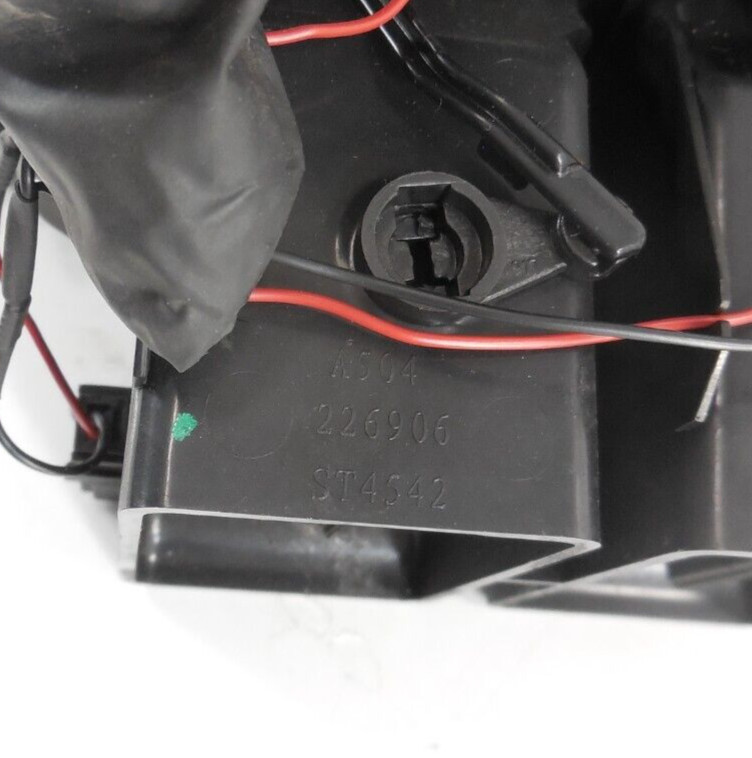 2014-2017 Maserati Quattroporte Center Console Rear Air Vent OEM