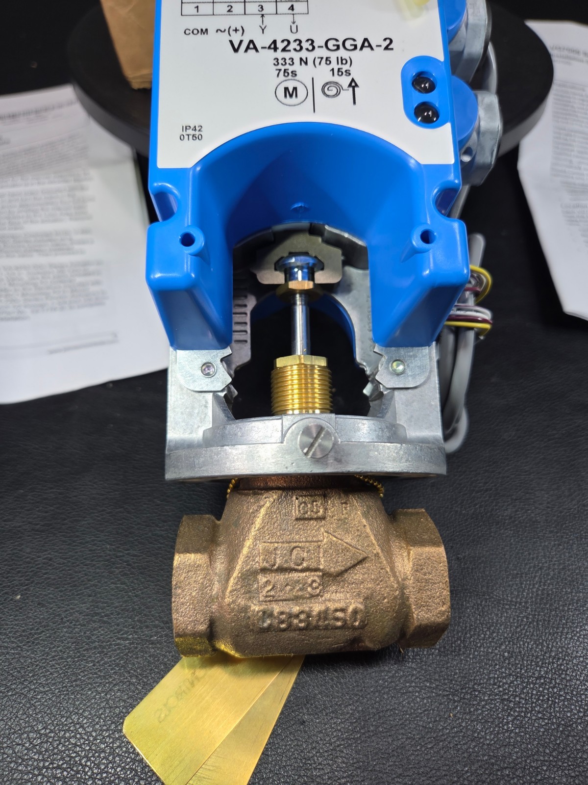 JOHNSON CONTROLS VA-4233-GGA-2 / VA4233GGA2 (NEW IN BOX) FAST SHIP!💨✅