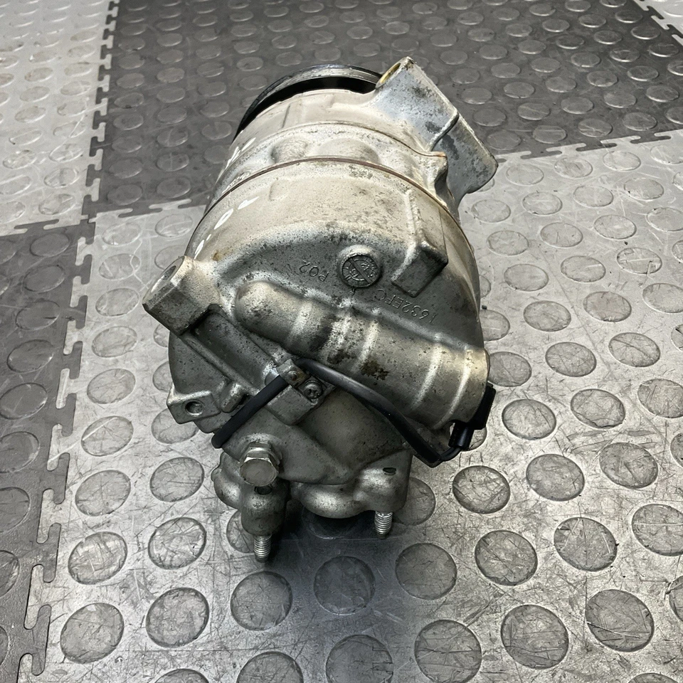 Conjunto de compresor de aire acondicionado Volvo S60 2015-2018 OEM Foto 2 de 4