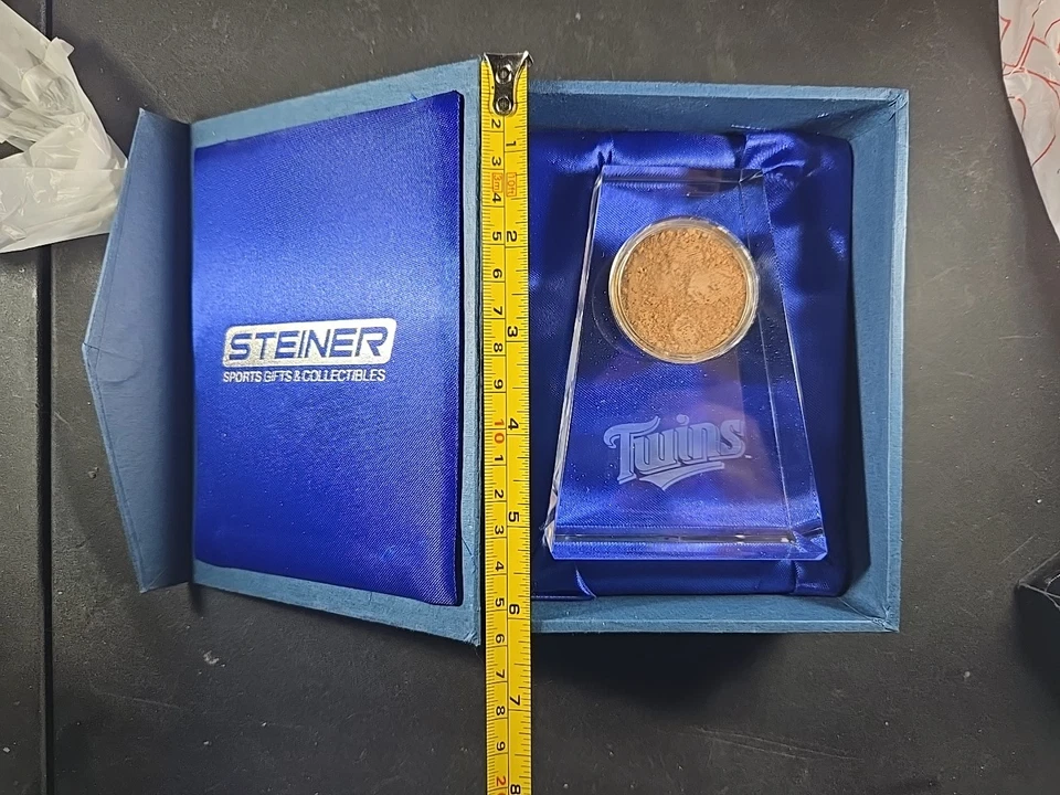 Minnesota Twins SUCIEDAD USADA EN EL JUEGO en pisapapeles de cristal - Steiner Sports certificado de autenticidad Foto 3 de 4