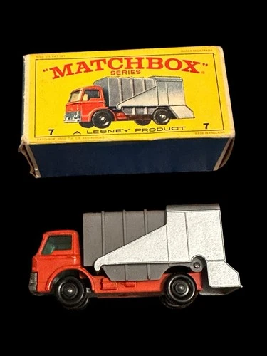 Vintage Matchbox Lesney No 7 FORD Refuse Truck England With Original Box