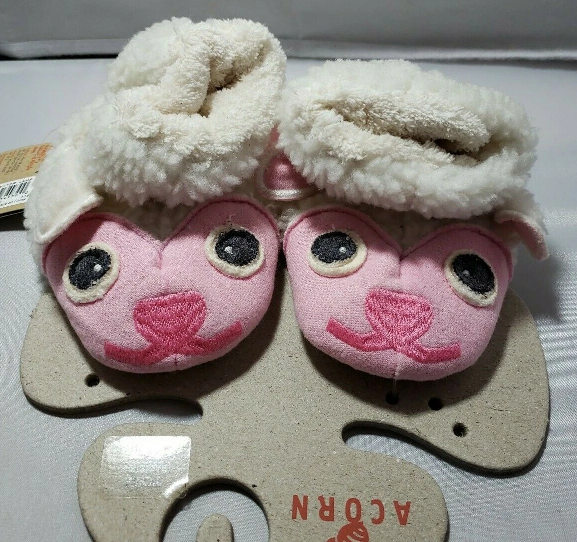 Acorn top baby booties