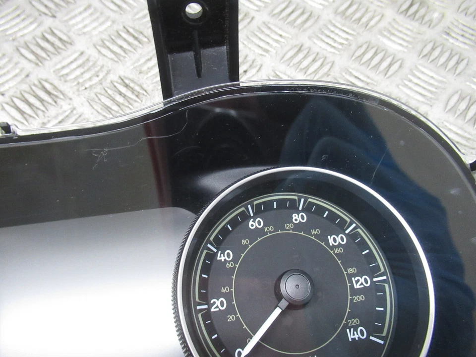 2014 JEEP CHEROKEE M-JET KL 4x4 2.0 DIESEL MANUAL MK5 5DRS SPEEDOMETER *4736 - Image 4 of 4