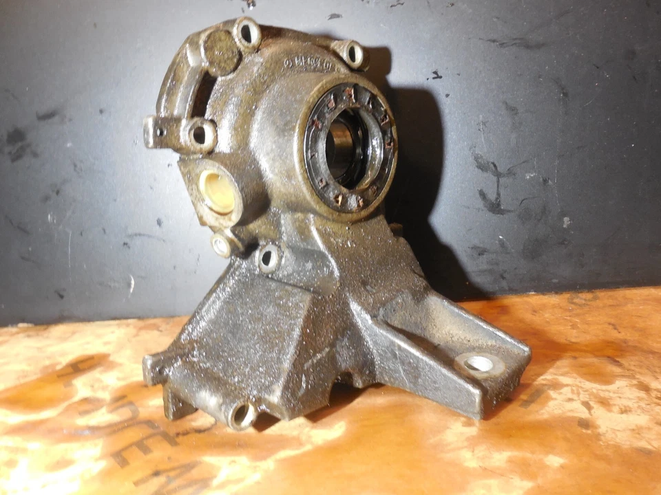 Carcasa trasera de engranaje de transmisión R 1072710501 722.313 86-89 Mercedes Benz 560SL Foto 3 de 4