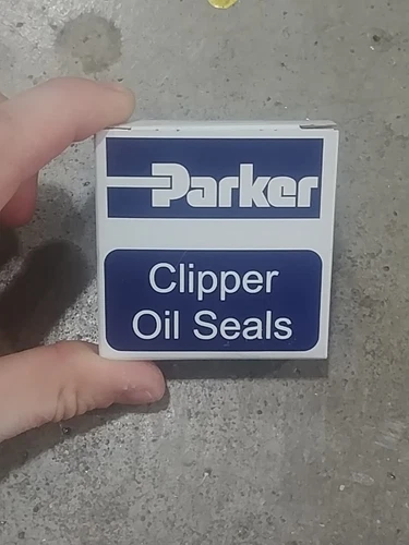 Parker Clipper Oil Seal 4QTR18 7215 H1L5