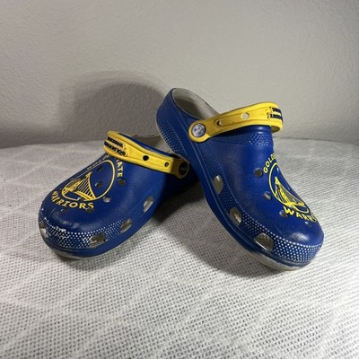 CROCS Golden State Warriors NBA Men s Size 7 Women s Size 9 Classic Clogs