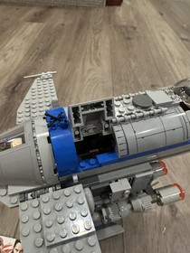 LEGO Star Wars: Resistance Bomber (75188) - 99% complete, with bombs, 1 minifig