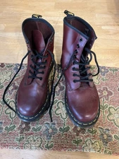 Dr Martin Boots Size 6 Maroon Combat Punk Rock Alternative 8Hole Leather England