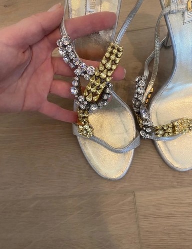 Impresionantes tacones para mujer de diseñador Roberto Cavalli principios de la década de 2000 con detalle de serpiente de cristal - Imagen 3 de 6