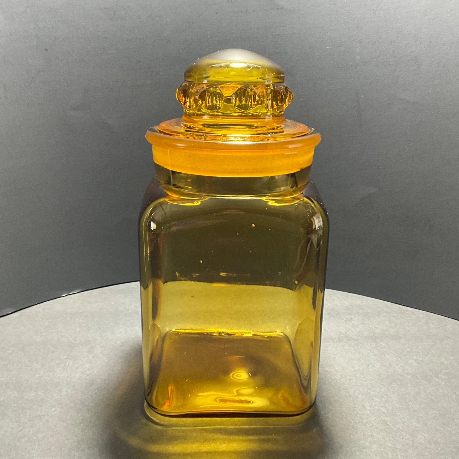 VINTAGE LE SMITH DAKOTA SQUARE AMBER GLASS APOTHECARY JAR/LID CANISTER 9-3/4”H