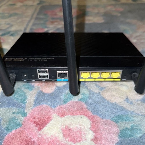 ASUS RT-N66U Dual-band Wireless-N900 / Gigabit Router / OEM Power Adapter Bundle - Picture 4 of 5