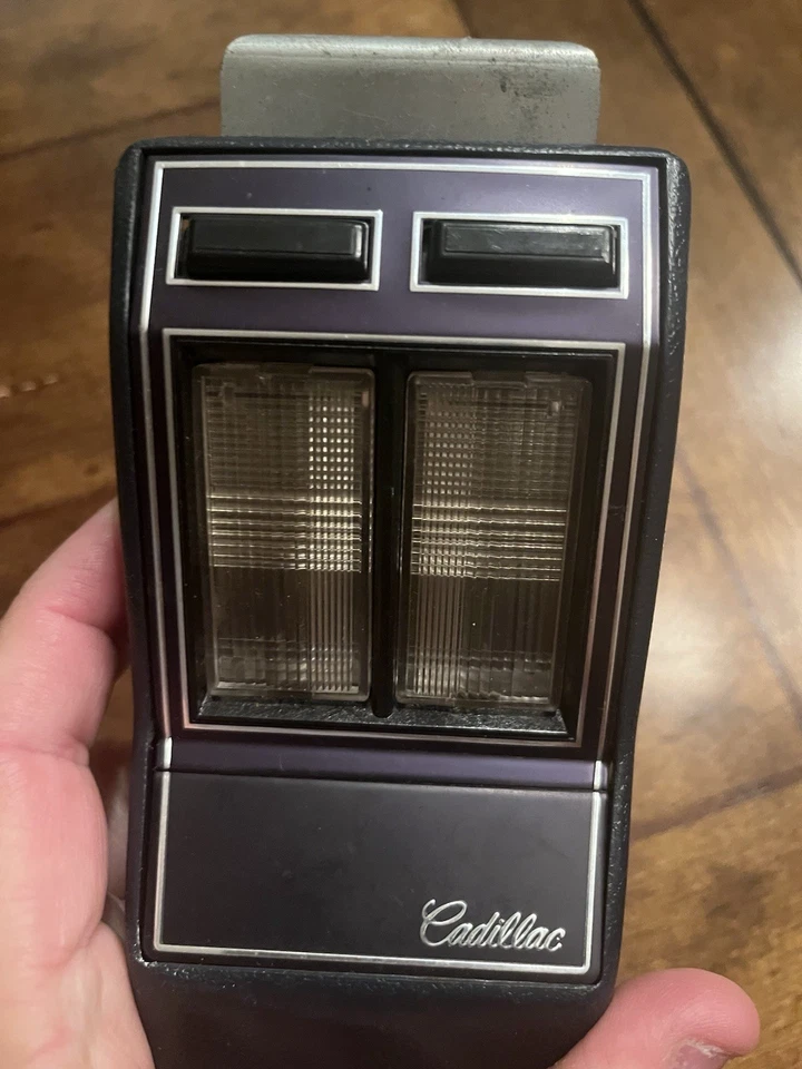 1980-1992 Cadillac Deville Fleetwood Brougham OEM cúpula superior mapa azul claro Foto 2 de 4