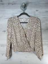 Olive and Oak Shirt Womens Small Tan Leopard Print Surplice Long Sleeve Smocked