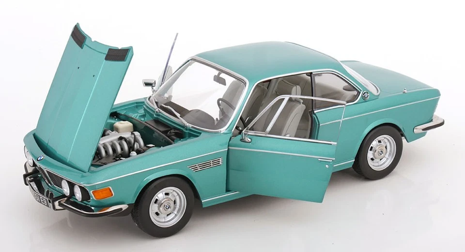 KK Scale 1:12 BMW 3.0 CSI E9 TURQUOISE METALLIC WITH ALUMINIUM RIMS 1971 - Immagine 2 di 4