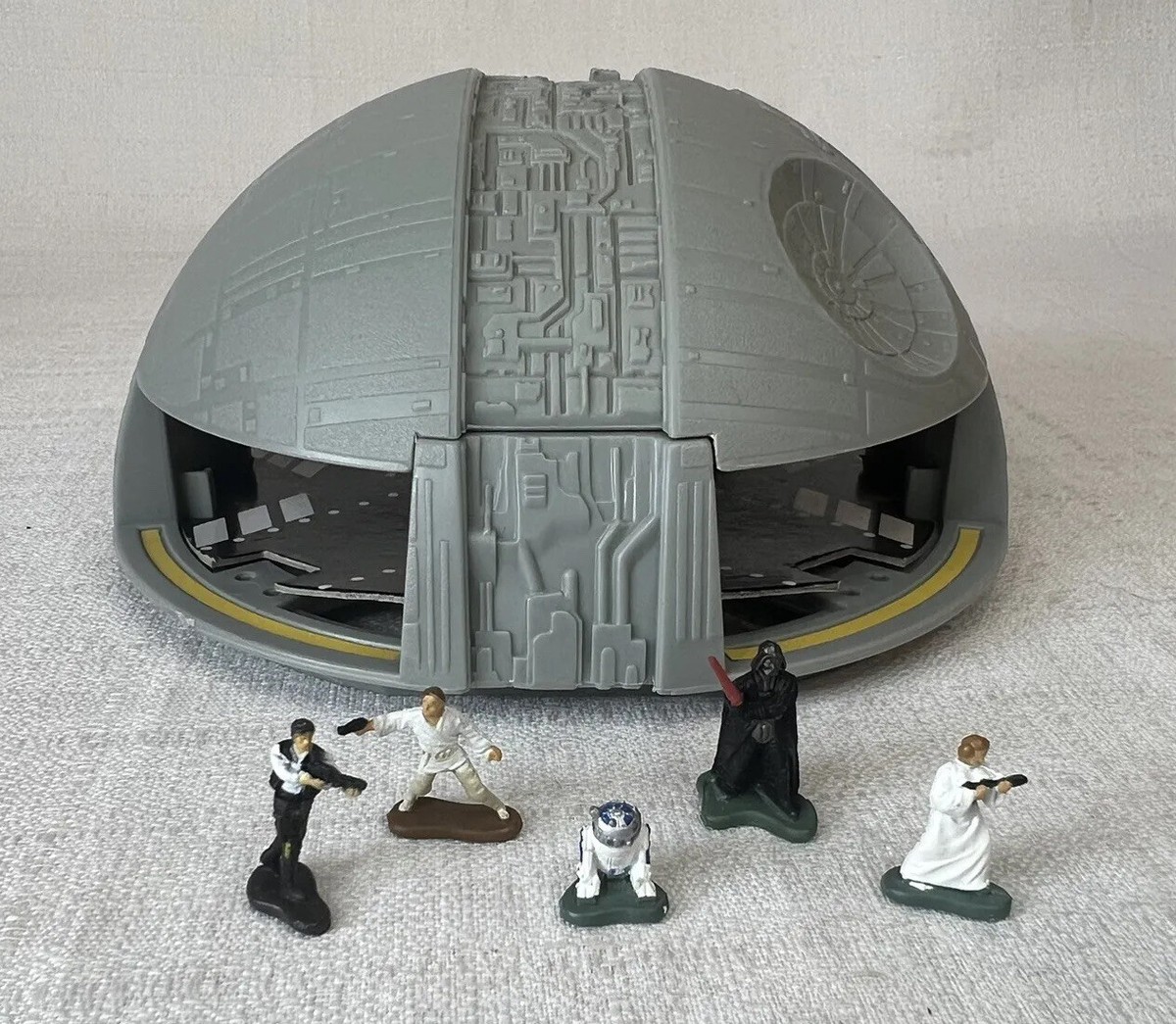 Micro Machines Star Wars The Death Star Playset Nearly Complete