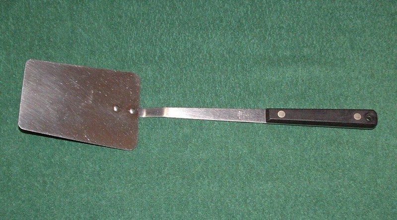Vintage Flint Arrowhead Spatula Flipper Turner Vanaduim Stainless 13 5/8"