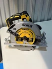DeWalt Cordless Circular Saw DCS574 7-1/4 20V XR Brushless 24T Framing Compact