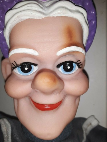 3 marionetas vintage con cuerpo de tela con cabeza de goma, rey, anciana, niña - Imagen 10 de 11