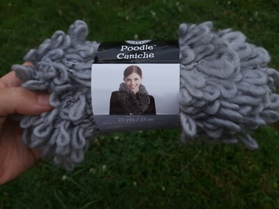 Loops and threads yarn Poodle Caniche Light Grey new
